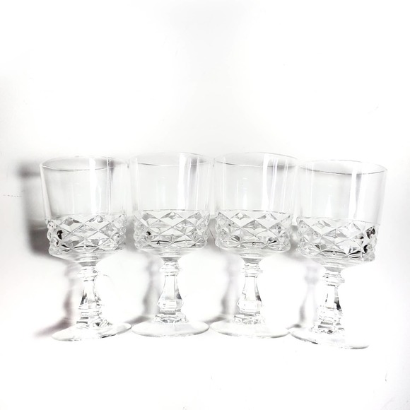 Vintage | D'arques Diamond Crystal Glasses
